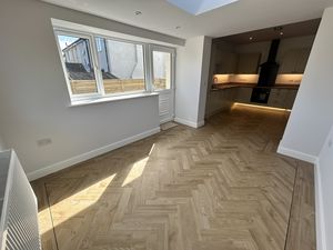 Photo 8- click for photo gallery